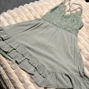NWOT Lace Trim Green Dress